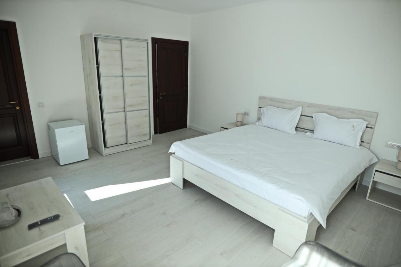 Casa Vys Apartment Pitesti Exterior photo