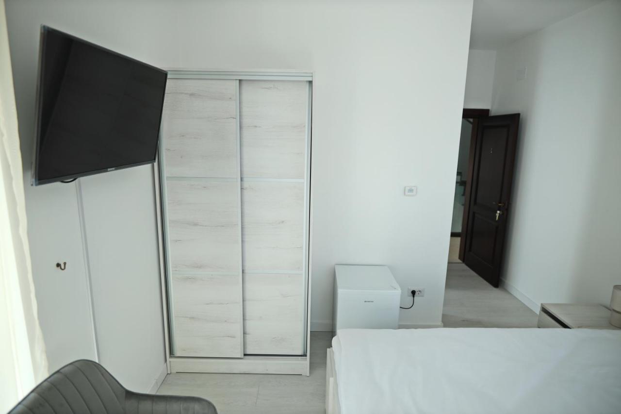 Casa Vys Apartment Pitesti Exterior photo
