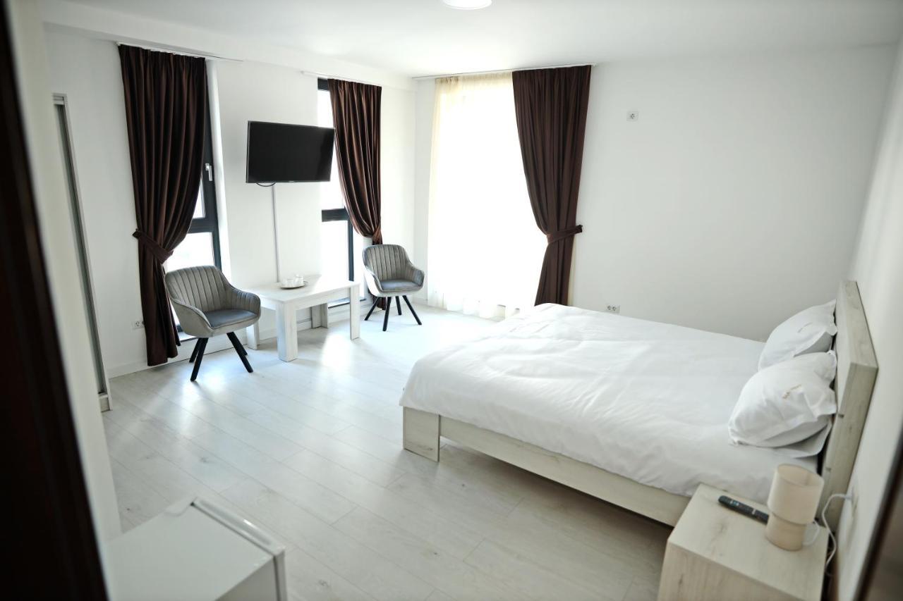 Casa Vys Apartment Pitesti Exterior photo