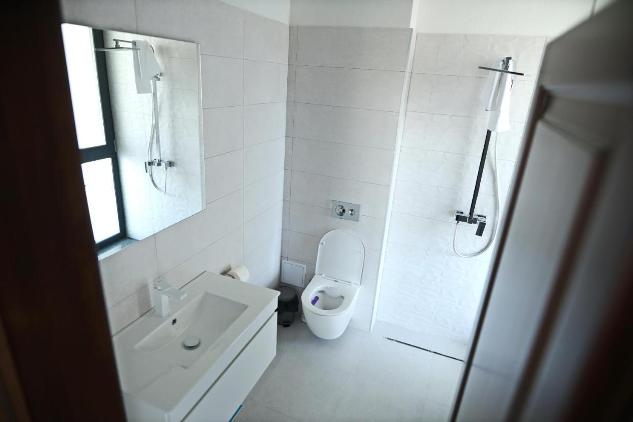 Casa Vys Apartment Pitesti Exterior photo
